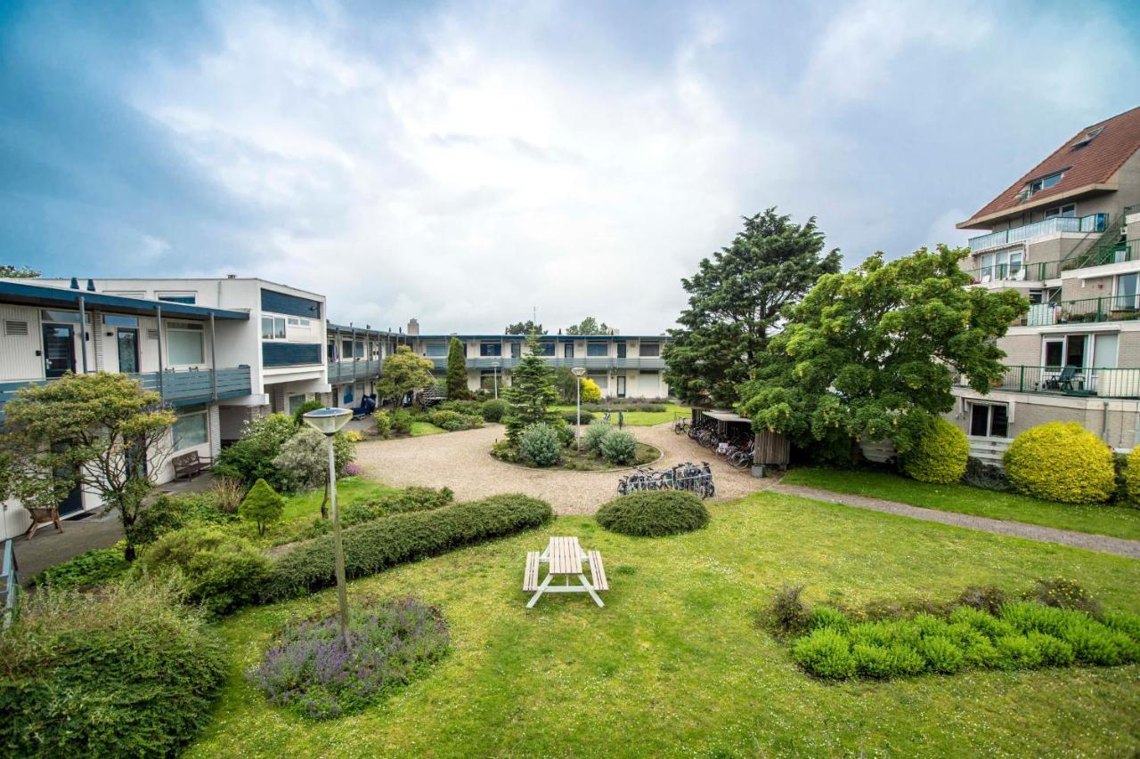 Blue Shell With Private Parking Garage Appartement Zandvoort Buitenkant foto